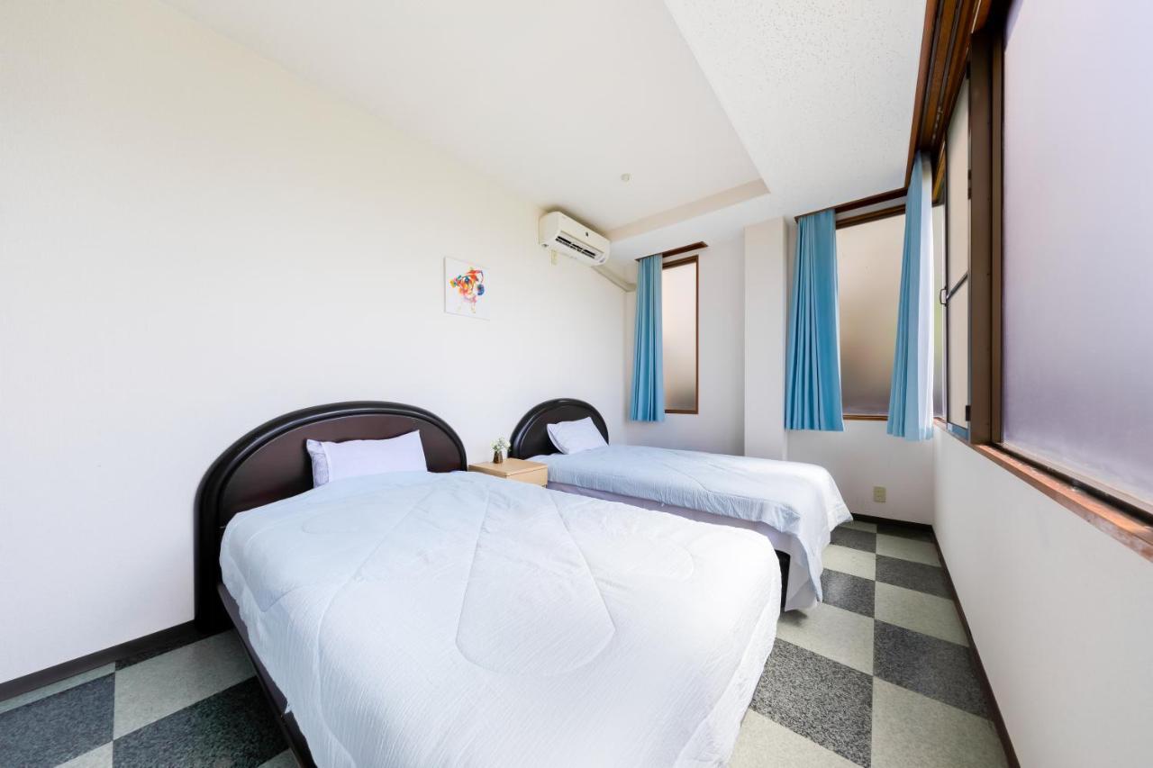 Yolee Guest House Izumisano Exterior photo